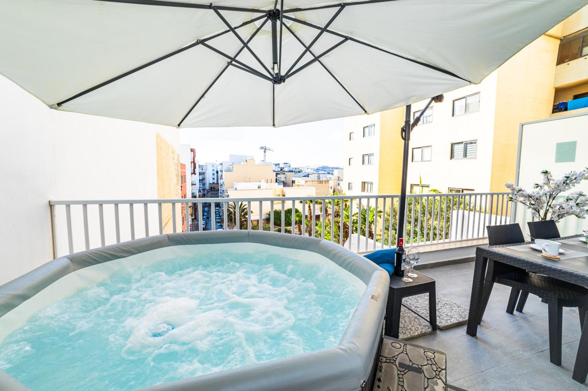 Sea Breeze, Spacious 2-Bedroom Lux Seaside Apartments St. Paul's Bay Exterior foto